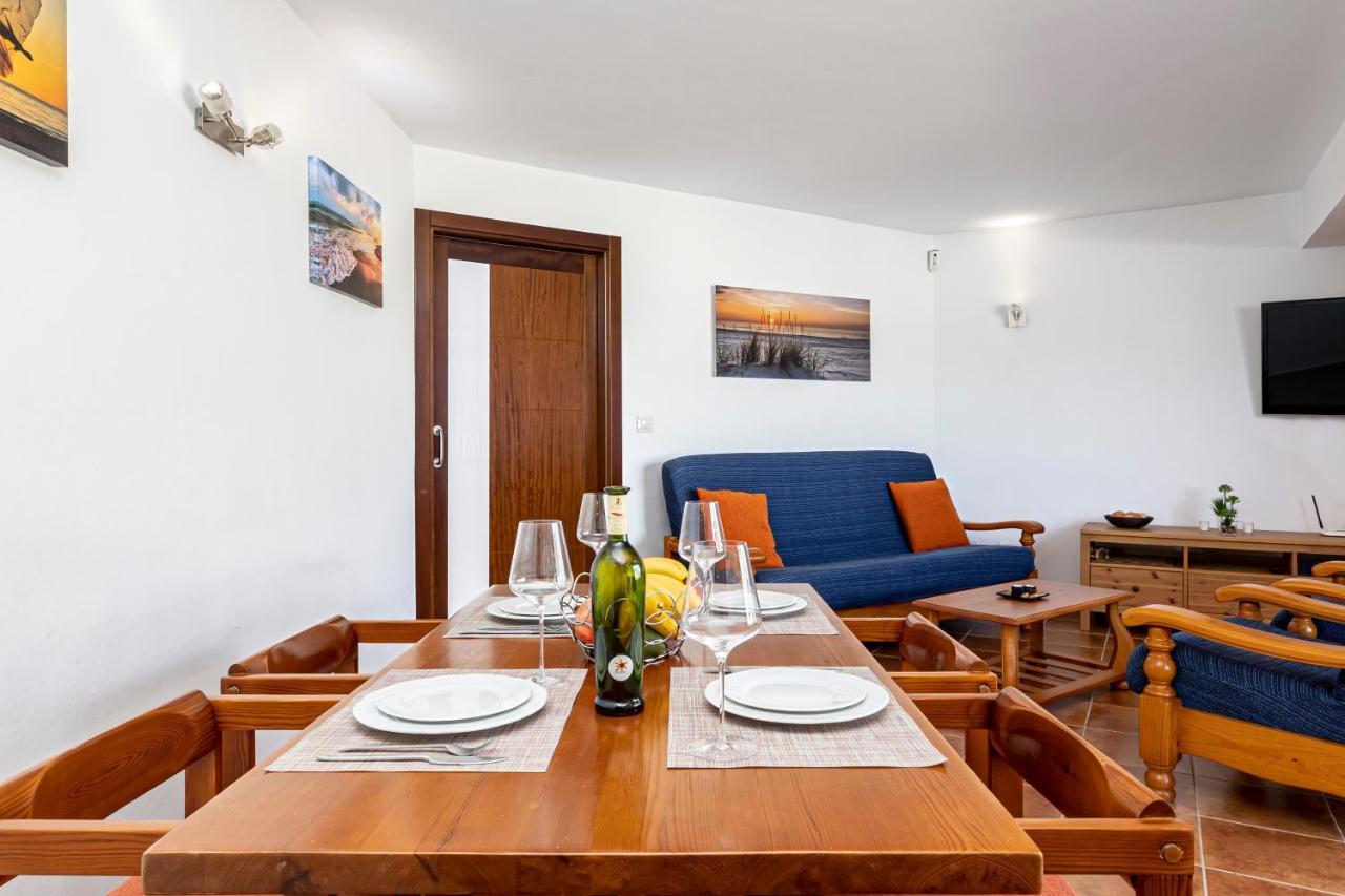 Famara House 12 Villa ภายนอก รูปภาพ