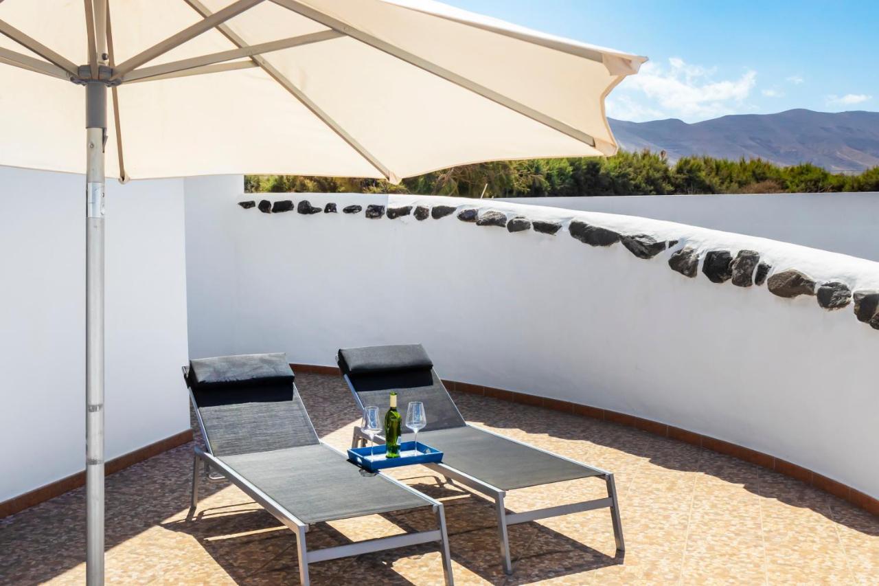Famara House 12 Villa ภายนอก รูปภาพ